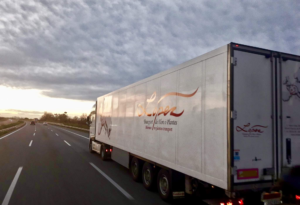 Transports López: 15 anys transportant roses per Sant Jordi